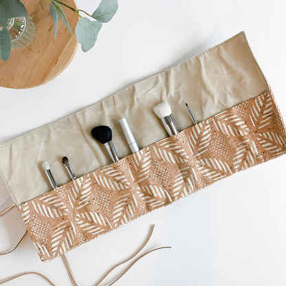 RADIANCE brush roll Carry Courage