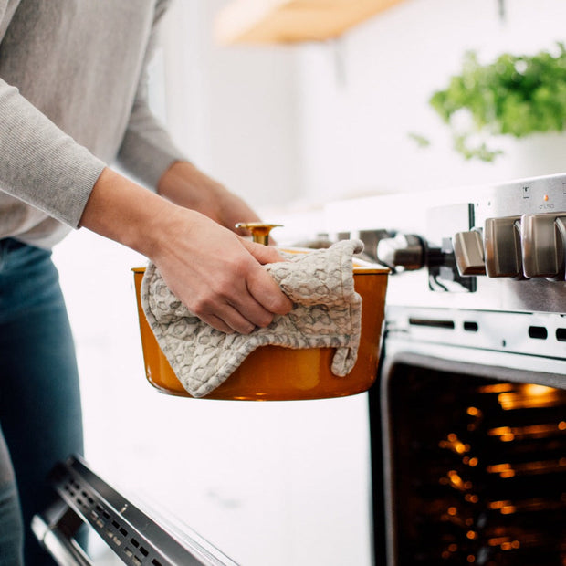 4-Piece Cast Iron Cookware Set - Fluent Trends Dutch Oven Cookware Set