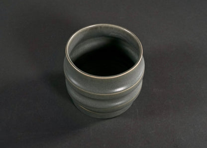 Primera Ceramic Planter - Modern Ridged Plant Pot with Drainage