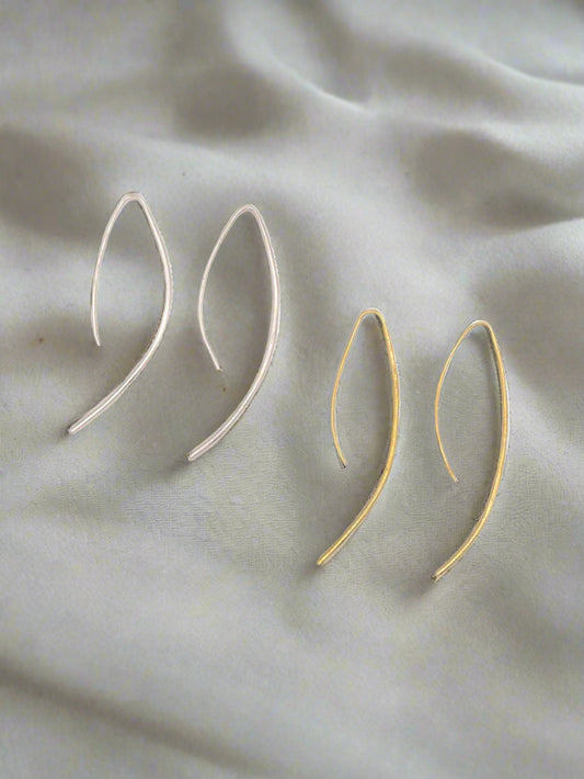 Elegant Curve Drop Earrings