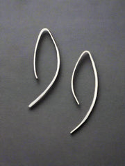 Elegant Curve Drop Earrings - Fluent Trends