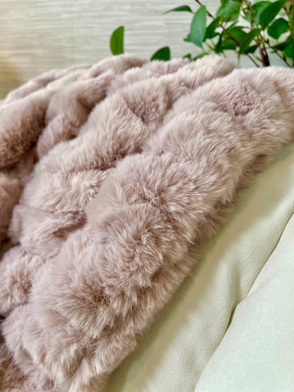 Blush Faux Fur Blanket - Large: 60"x72" Cloud9
