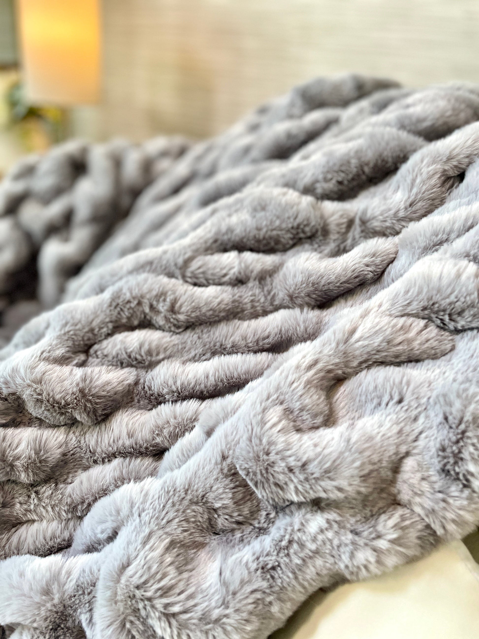 Gray Faux Fur Blanket - Large: 60"x72" Cloud9