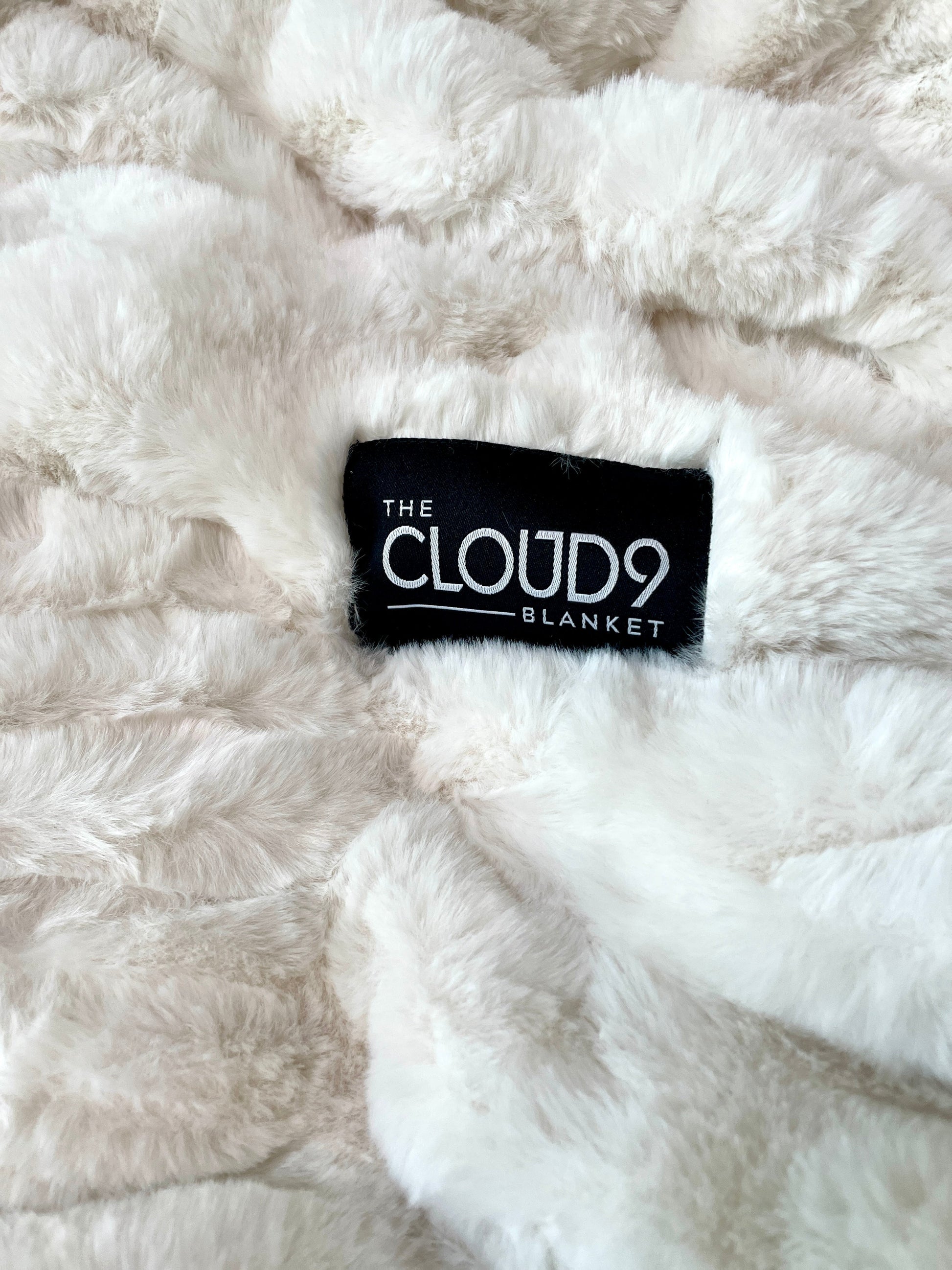 Ivory Faux Fur Blanket - Large: 60"x72" Cloud9