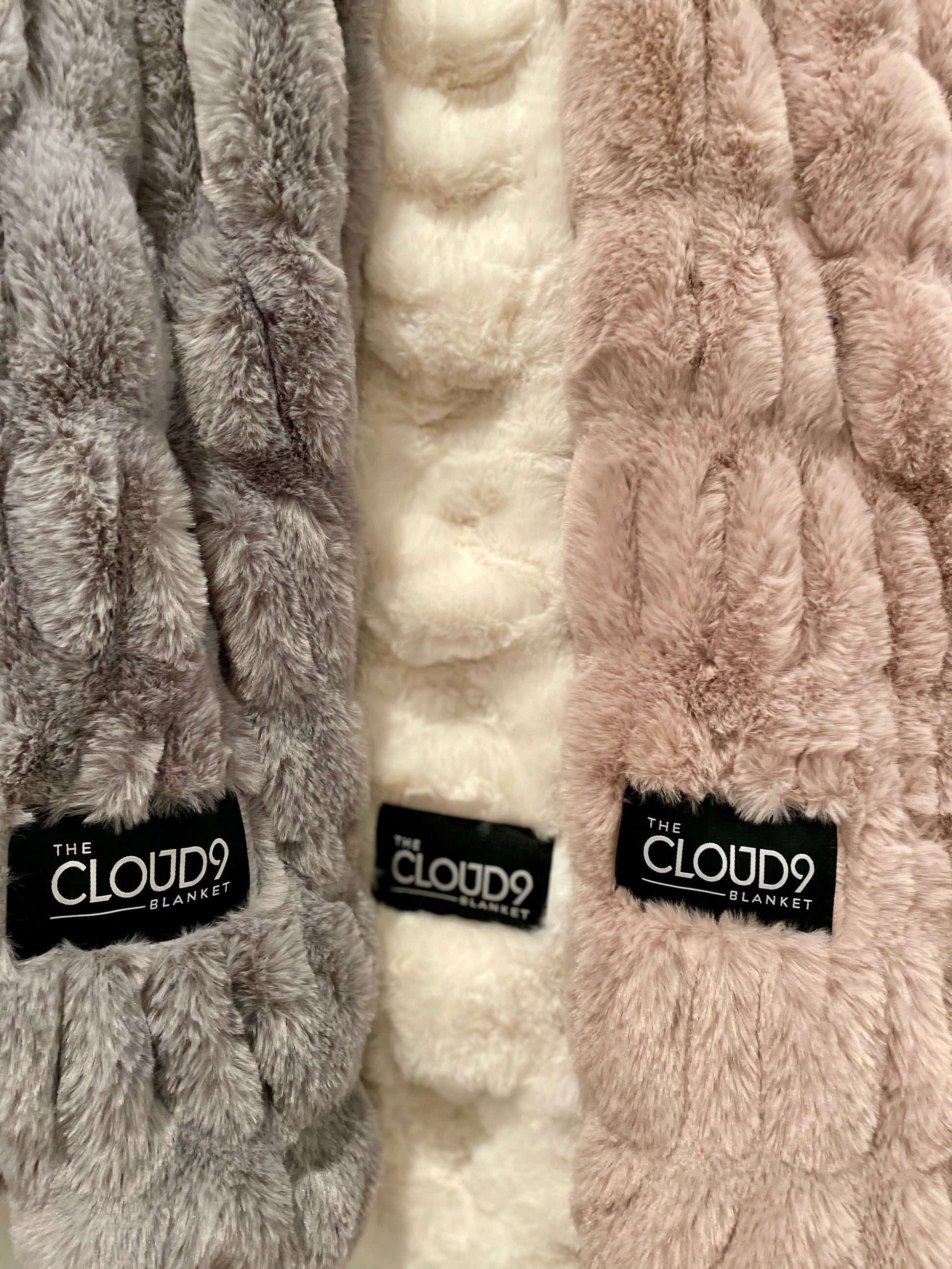 Ivory Faux Fur Blanket - Large: 60"x72" Cloud9