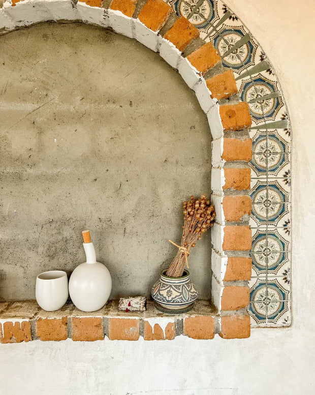 Stoneware Olive Oil Dispenser - Zitouna 34 oz - Fluent Trends Kitchen Tools & Utensils