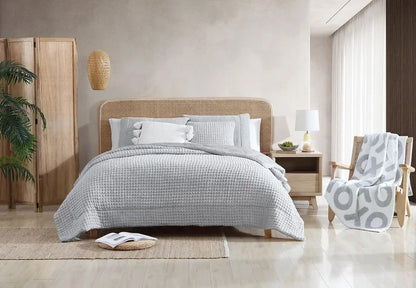 Snug Waffle Comforter Queen - Bamboo & Recycled Fill | Queen King Cal King