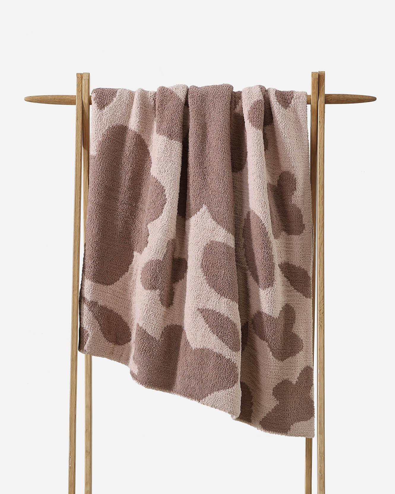 Bloom Throw - Fluent Trends