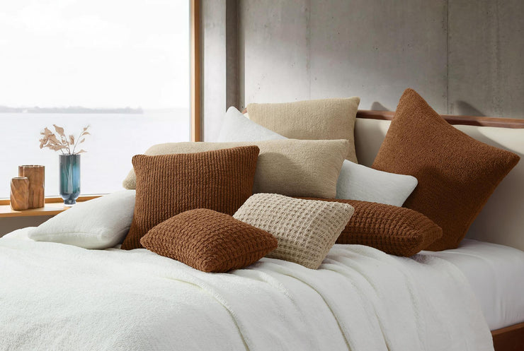 Two-Tone Ribbed Throw Pillow - Fluent Trends
