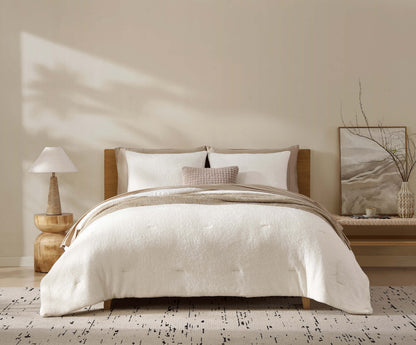 Cloud Silque Stitch Comforter