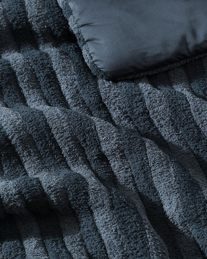 Snug Piped Comforter Sunday Citizen