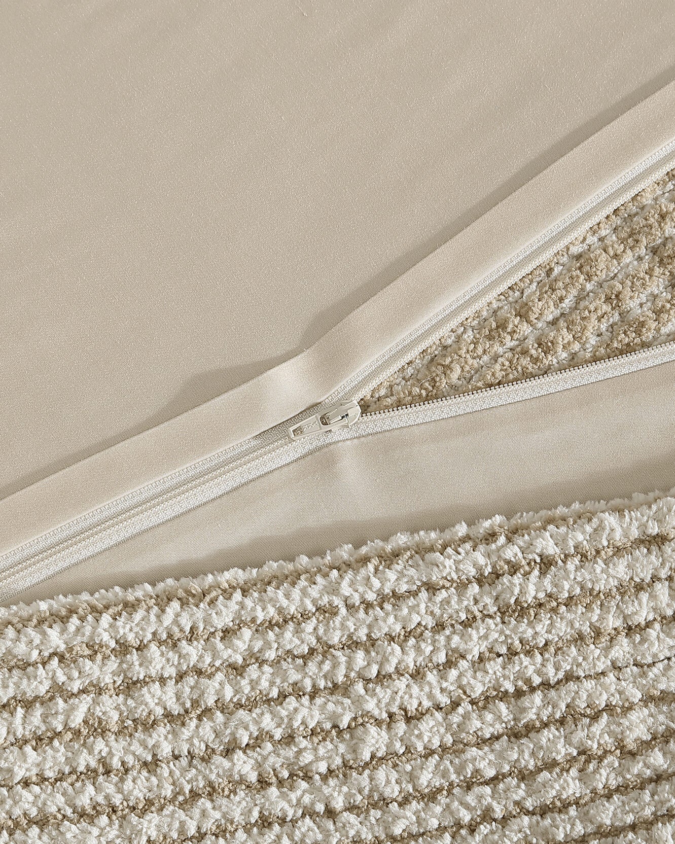 Two-Tone Snug Ribbed Duvet Cover | Last Chance