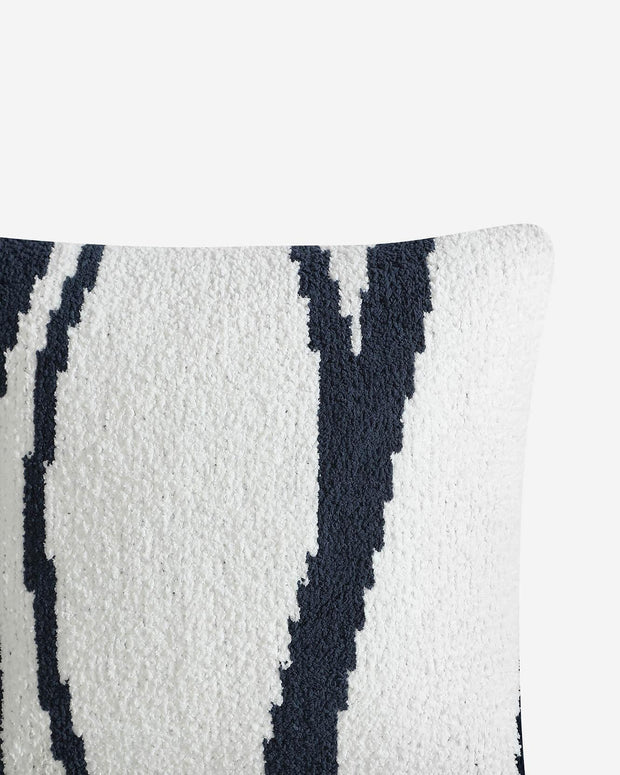 Woodland Throw Pillow - Fluent Trends