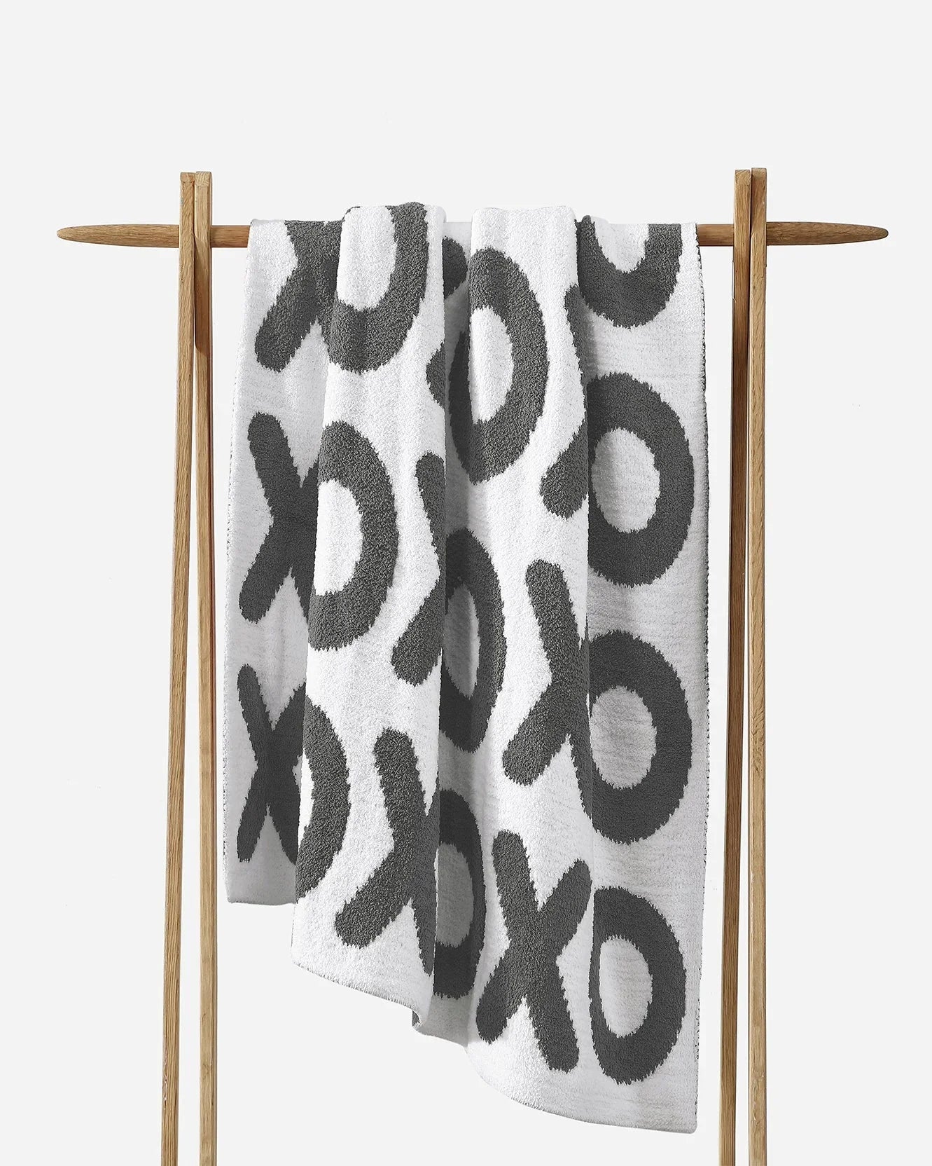 XOXO Throw - Fluent Trends Throws