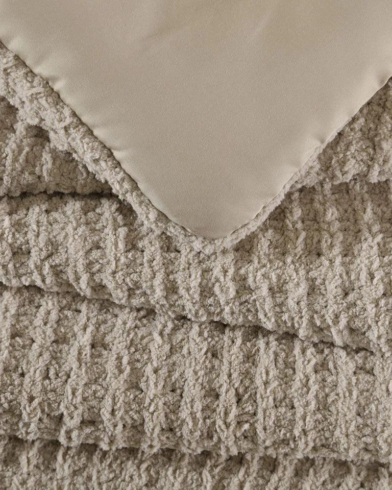 Snug Waffle Comforter Queen - Bamboo & Recycled Fill | Queen King Cal King