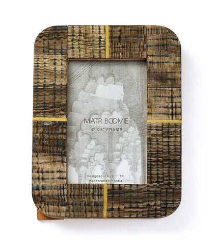 Kerala 4x6 Picture Frame - Curved Carved Horn , Brass Inlay
