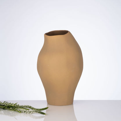 Mosco Light Brown Vase Powered by People