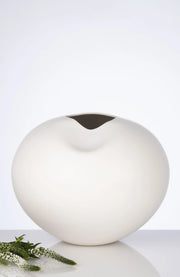 Milan White Sculptural Vase - Fluent Trends
