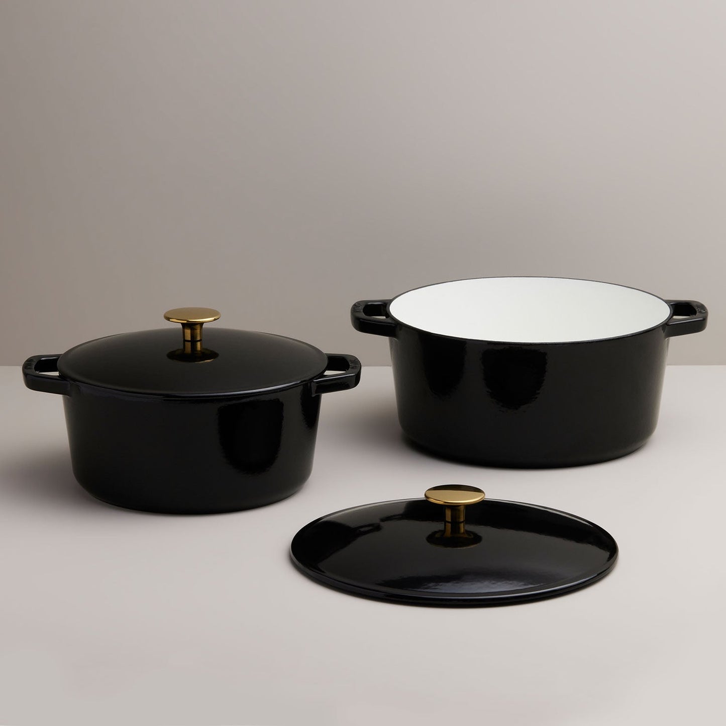 4-Piece Cast Iron Cookware Set