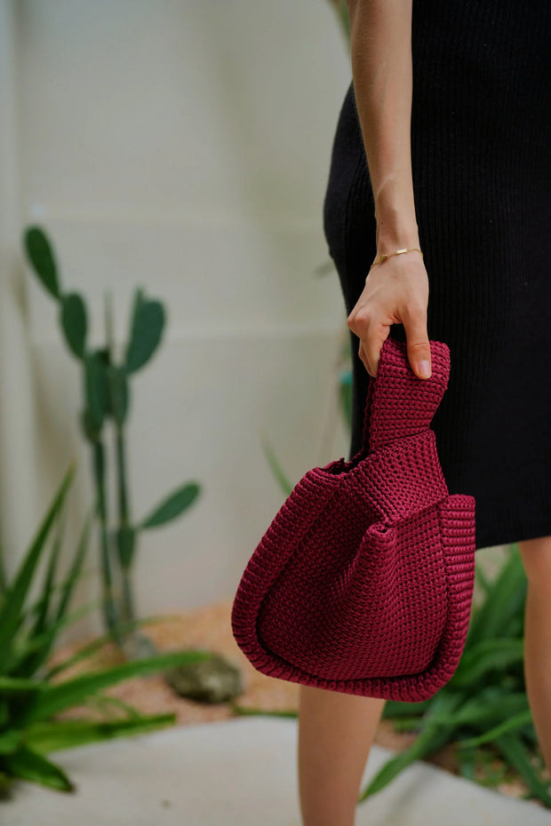Mackenzie Knit Clutch in Maroon - Fluent Trends