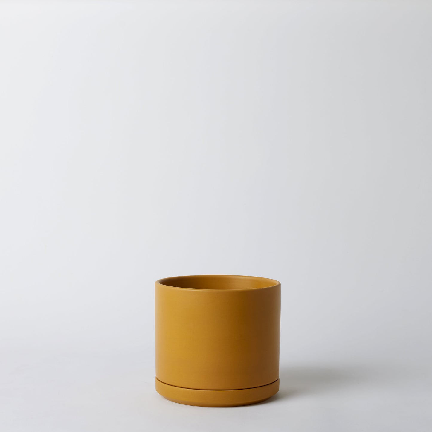 Solid Goods - Ceramic Cylinder with Saucer - Fluent Trends