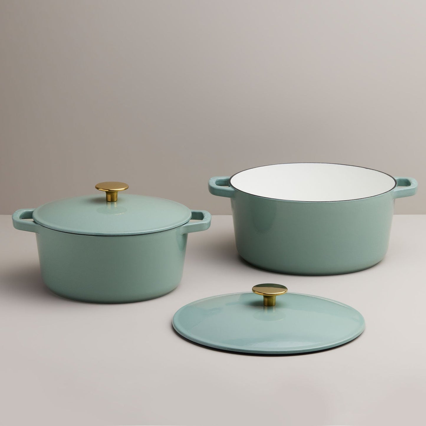 4-Piece Cast Iron Cookware Set