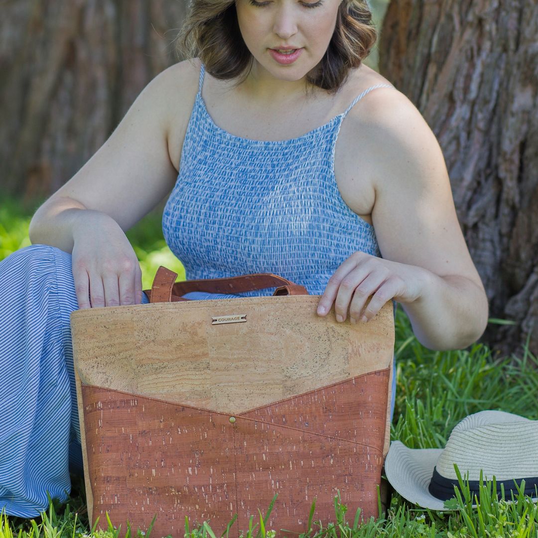 ADVOCATE zippered tote | SEPIA Carry Courage