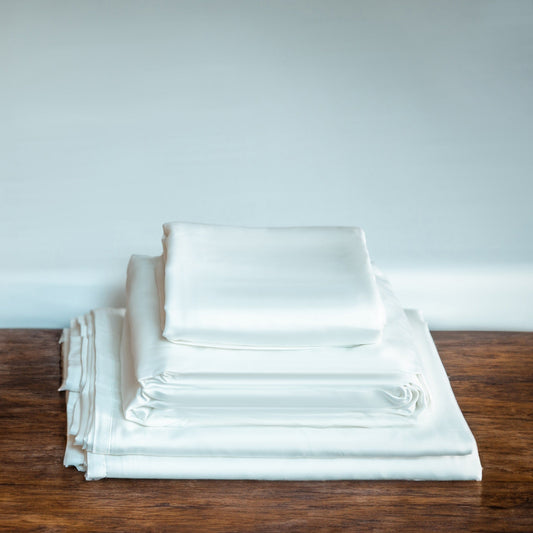 Eucalyptus Silk Sheets – Cooling, Breathable & Hypoallergenic | Luxury Comfort ecobrands®